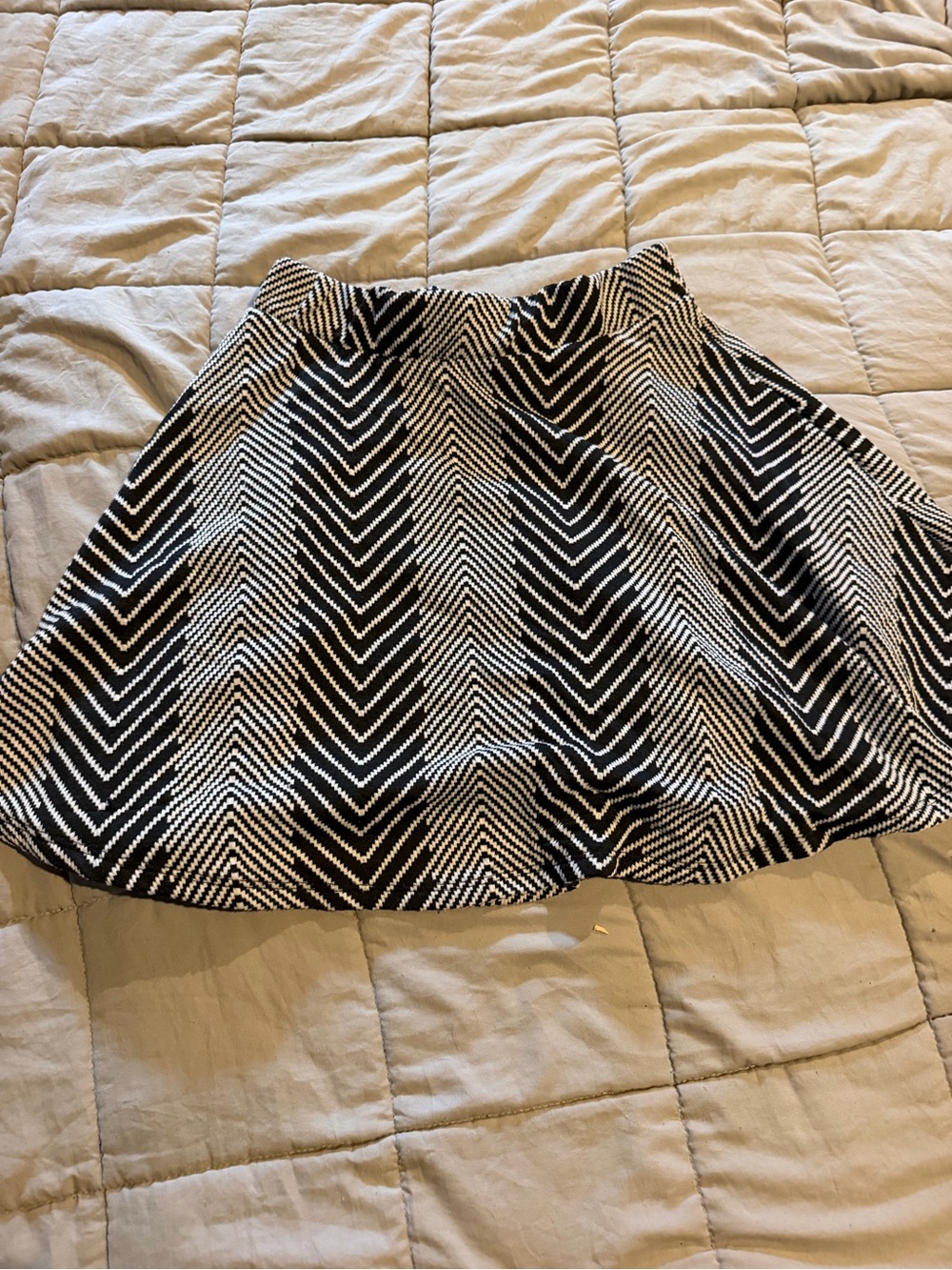 Charlotte Russe Black & White Chevron Circle Skirt